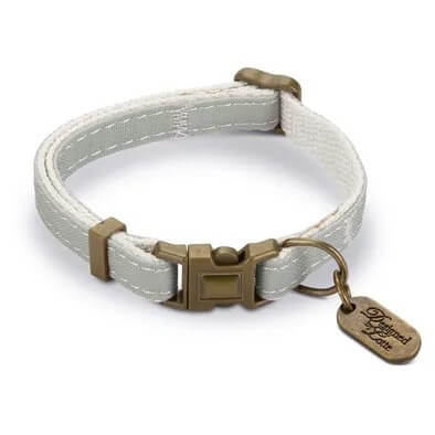 Designed by Lotte Virante katthalsband mint – justerbart nylonhalsband med säkerhetsspänne och D-ring